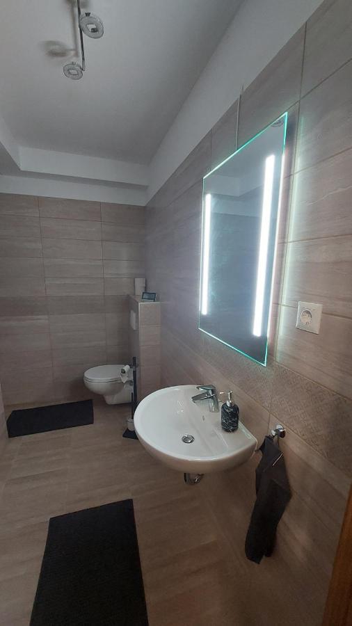 N&Z Apartman Close To The Downtown Apartment Budapest Exterior photo